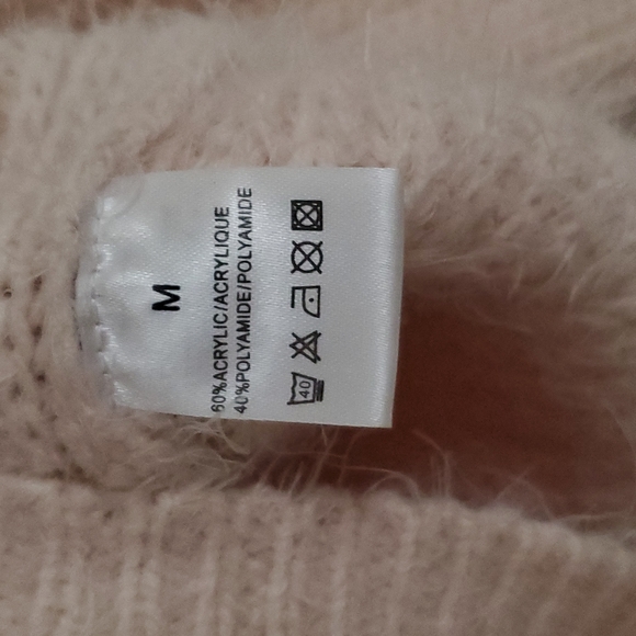 Blush Knit Turtleneck - Picture 5 of 6